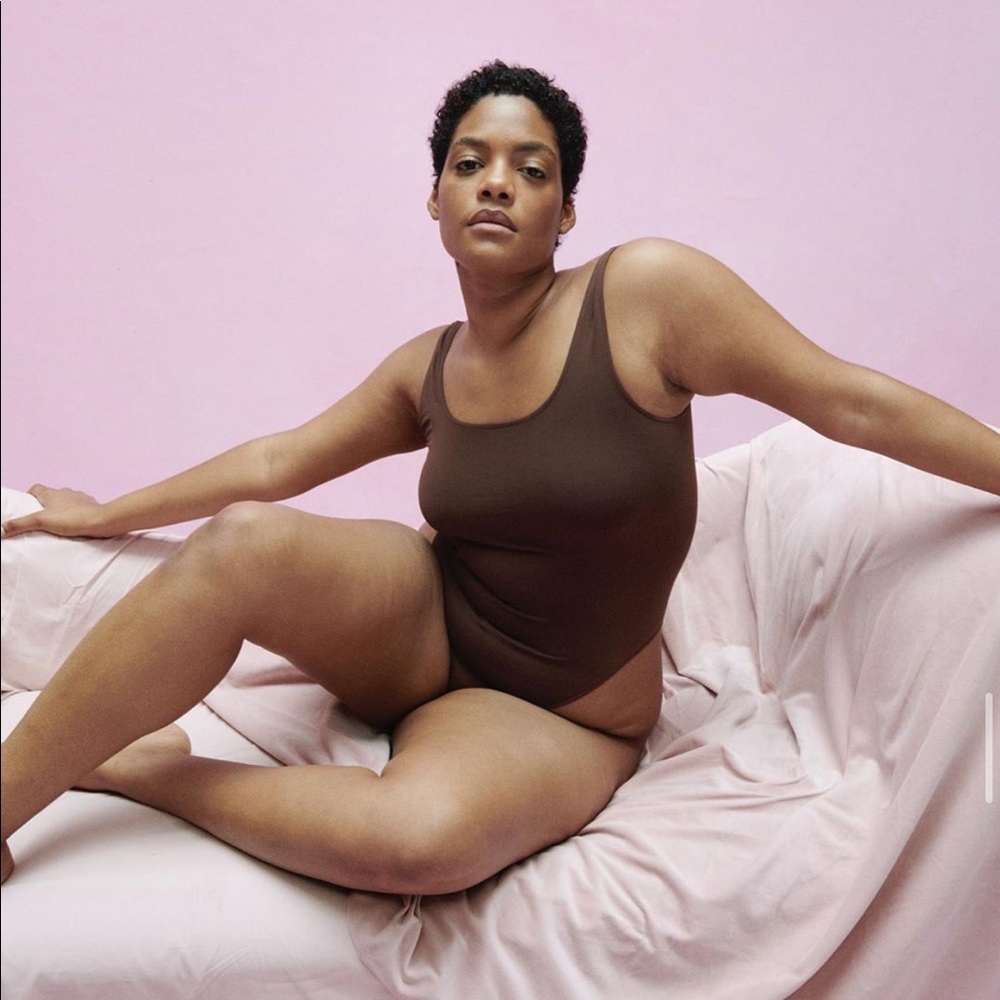 SKIMS Smoothing Thong Bodysuit